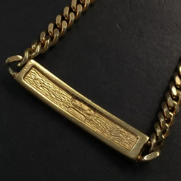 Dior Gold Curb Chain Bracelet W Logo Plaque White Accent - Picture 14 of 15